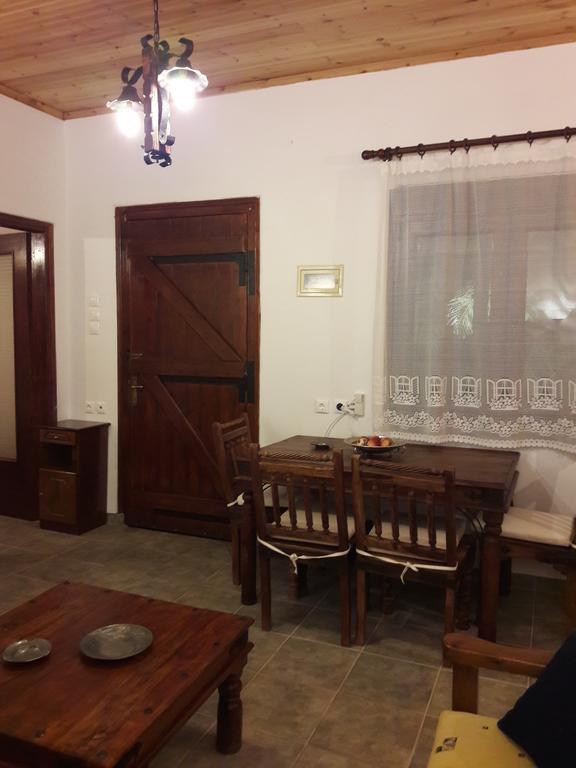 Kesi Holiday Home Potistika Luaran gambar