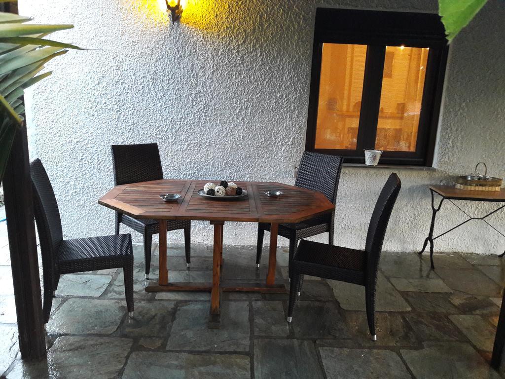 Kesi Holiday Home Potistika Luaran gambar