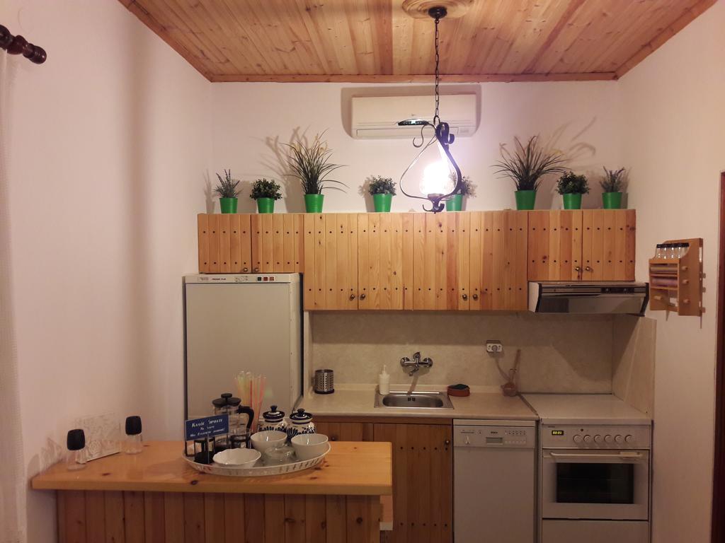 Kesi Holiday Home Potistika Luaran gambar