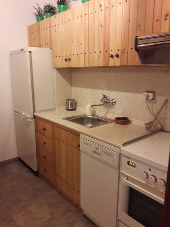 Kesi Holiday Home Potistika Luaran gambar