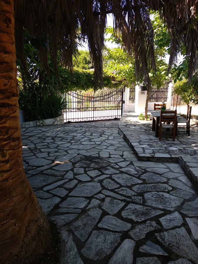 Kesi Holiday Home Potistika Luaran gambar